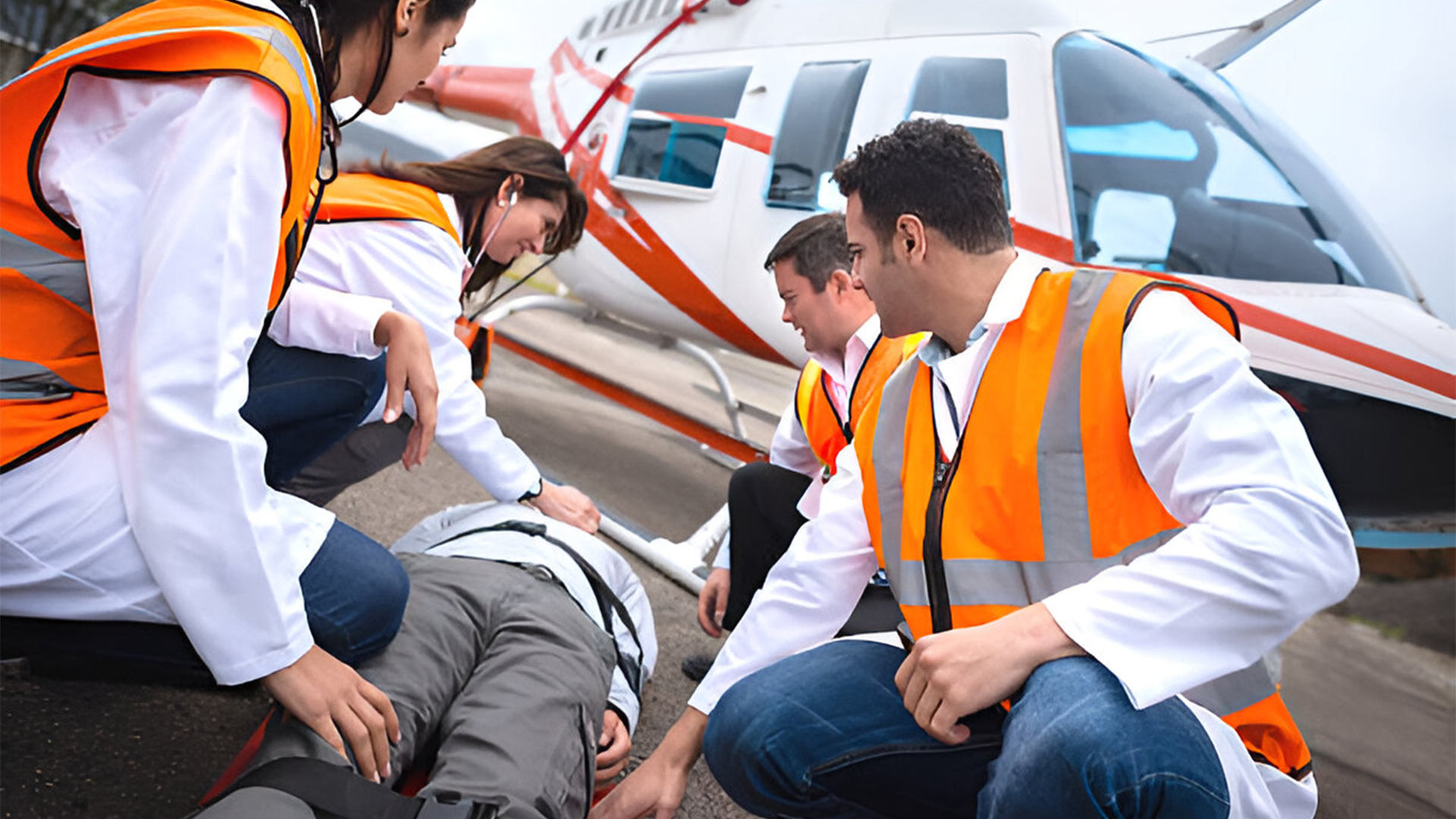 You are currently viewing The Benefits of Air Ambulance for Long-Distance Medical Travel: Insights from Aero NEMT